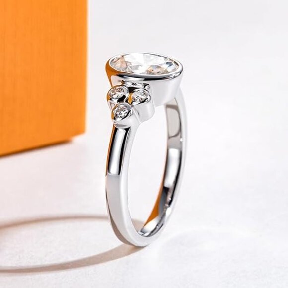 1.65cttw Oval Cut Moissanites 3 stone D Color VVS1 Clarity Engagement Ring - Picture 5 of 6